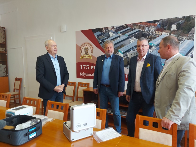 A Rotary Klub eszközadománya a Kórháznak